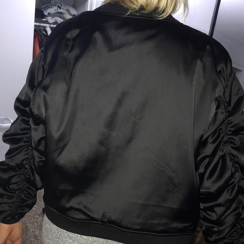 Cropped bomber - Picture 2 of 2